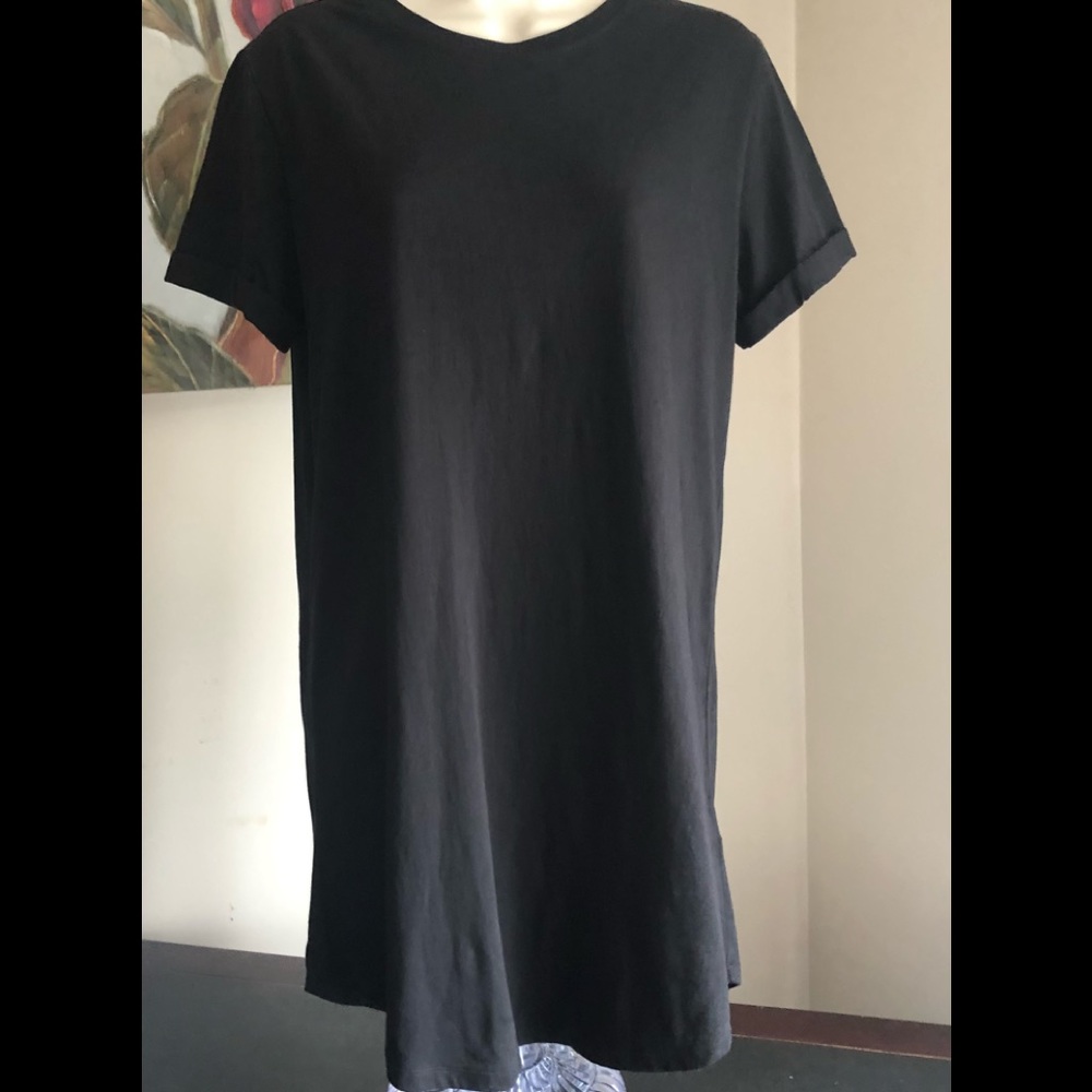 Black shortsleeved T-shirt mini dress or tonic